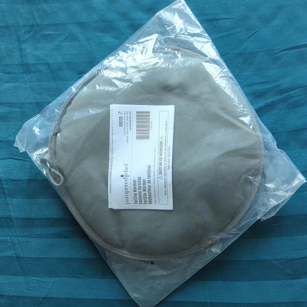 Pampered Chef Tortilla Warmer